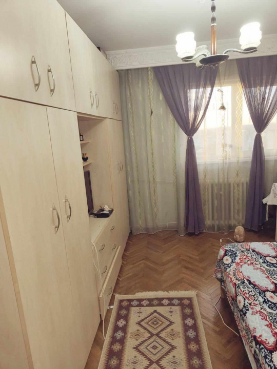 Apartament 3 camere, decomandat, etajul 12/14, Bloc Gioconda