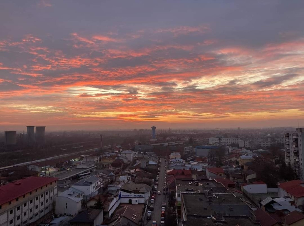 Apartament 3 camere, decomandat, etajul 12/14, Bloc Gioconda