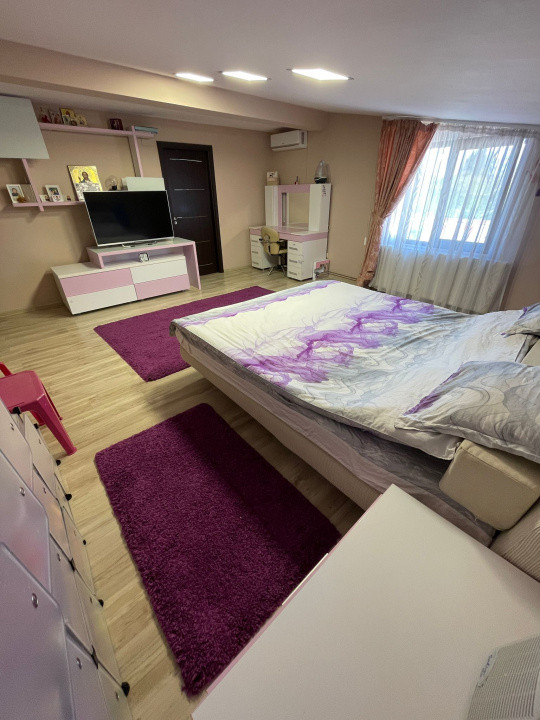 Casă spațioasă, complet mobilată, cu teren generos – Florești, Prahova