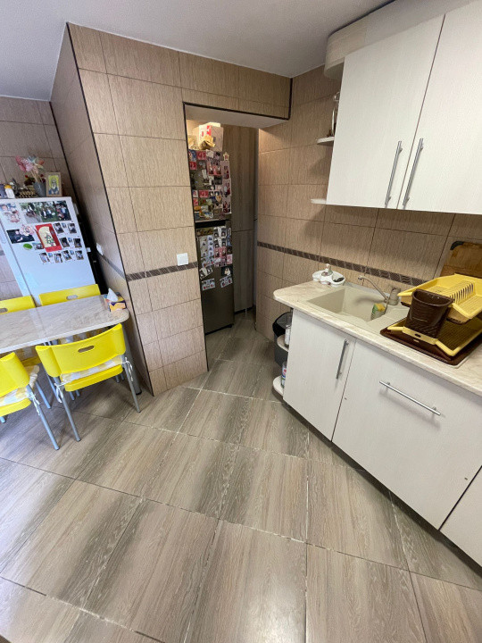 Casă spațioasă, complet mobilată, cu teren generos – Florești, Prahova