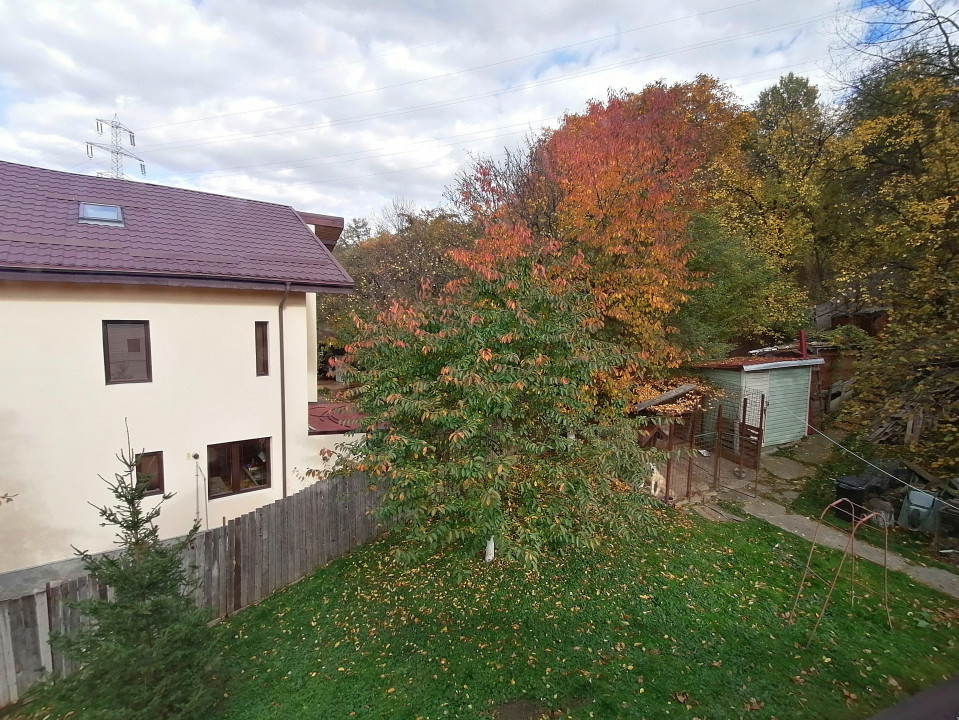 Imobil regim de inaltime p+m, Comarnic