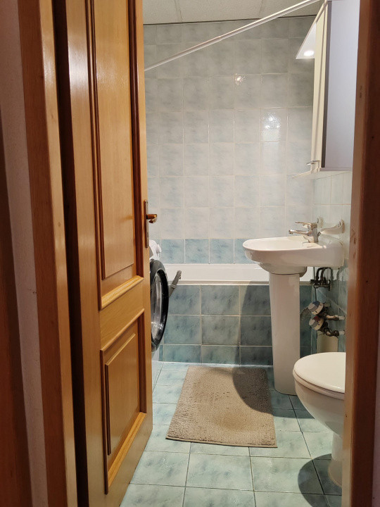 Apartament, 2 camere, decomandat, Piata Mihai Viteazu, 3/4