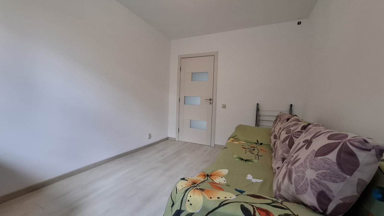 Apartament 3 camere, zona Vest