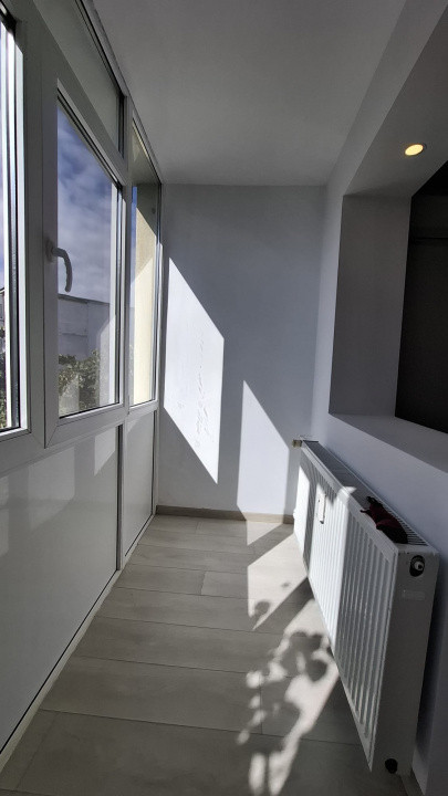 Apartament 3 camere, zona Vest