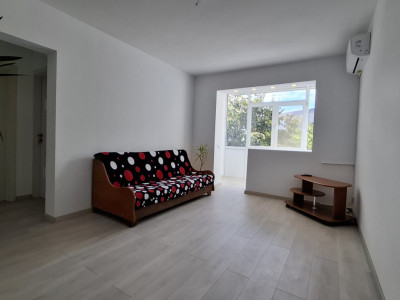 Apartament 3 camere, zona Vest