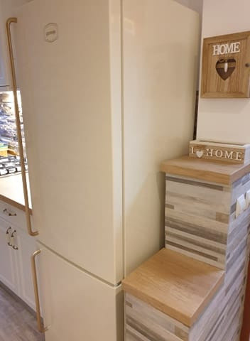 Apartament 3 camere, etaj intermediar, zona Vest Lamaita