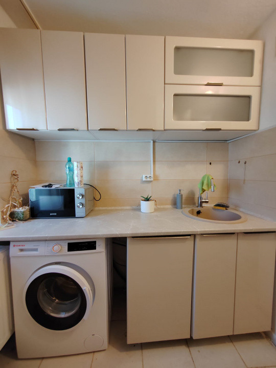 Apartament 3 camere, decomandat, confort 2, Vest