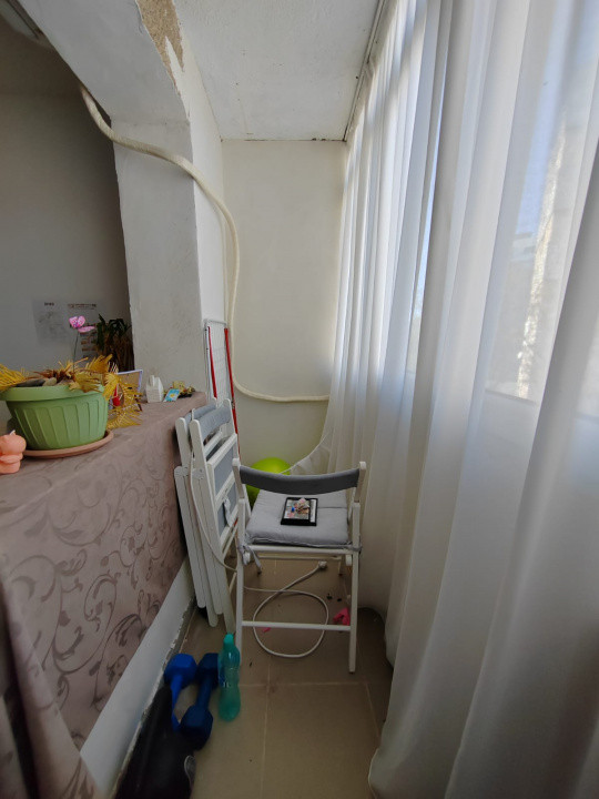 Apartament 3 camere, decomandat, confort 2, Vest