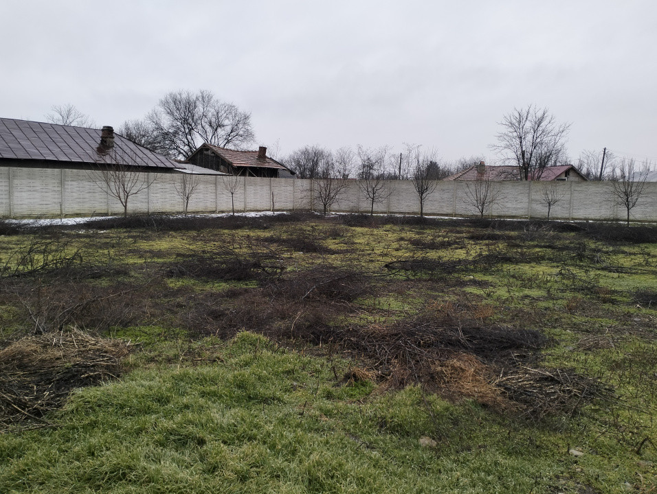 Teren intravilan, 1310 mp, stradal,construcție demolabila, Meri, Prahova