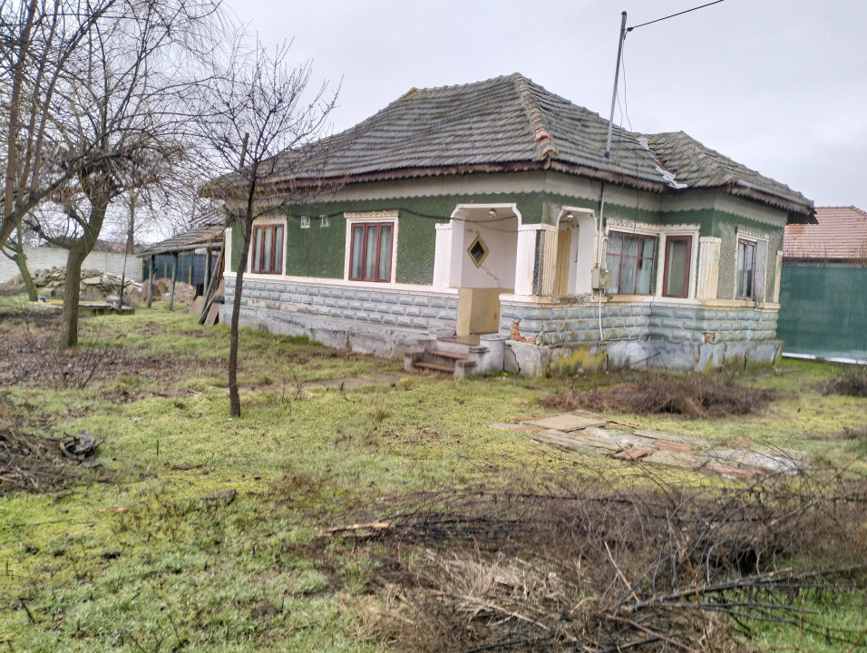 Teren intravilan, 1310 mp, stradal,construcție demolabila, Meri, Prahova