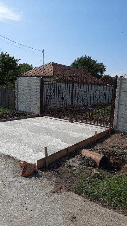 Teren intravilan, 1310 mp, stradal,construcție demolabila, Meri, Prahova