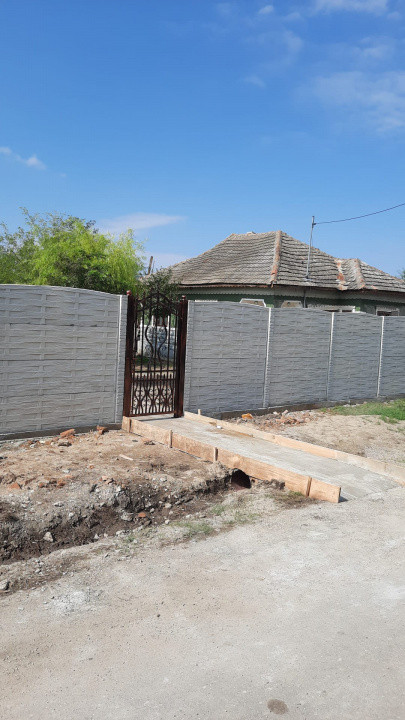 Teren intravilan, 1310 mp, stradal,construcție demolabila, Meri, Prahova