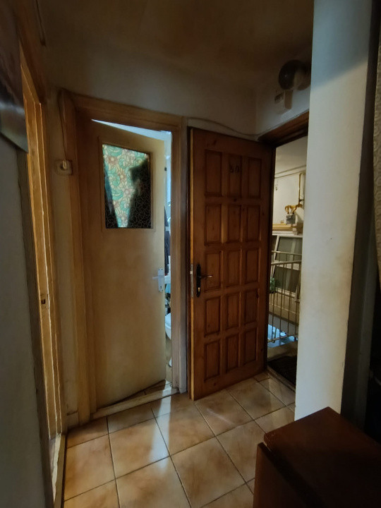 Apartament 3 camere, zona vest 