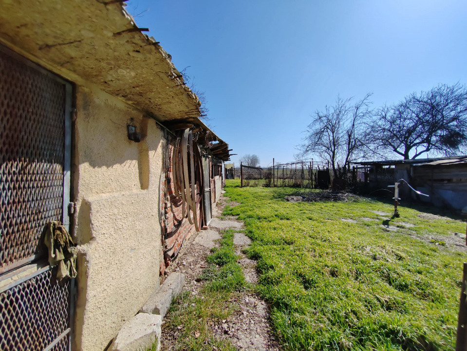 Teren generos cu deschidere 17 ml la stradă + casa– Vadul Părului, Albești, PH