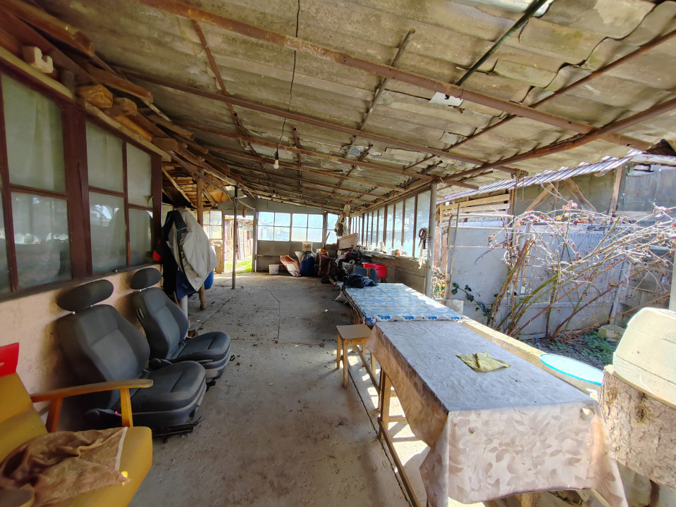 Teren generos cu deschidere 17 ml la stradă + casa– Vadul Părului, Albești, PH