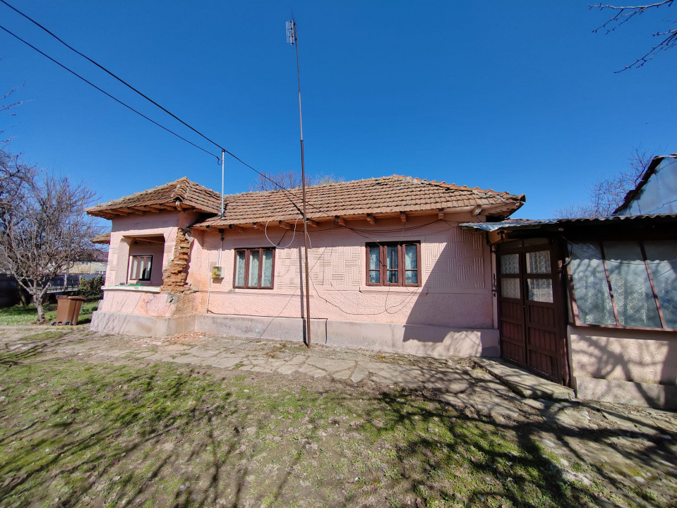 Teren generos cu deschidere 17 ml la stradă + casa– Vadul Părului, Albești, PH