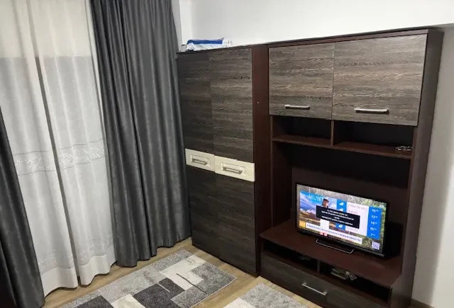 Apartament 2 camere decomandat, etajul 5 din 7, ultracentral