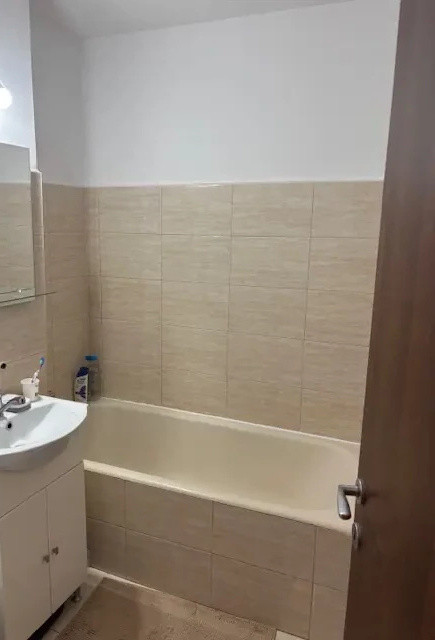 Apartament 2 camere decomandat, etajul 5 din 7, ultracentral