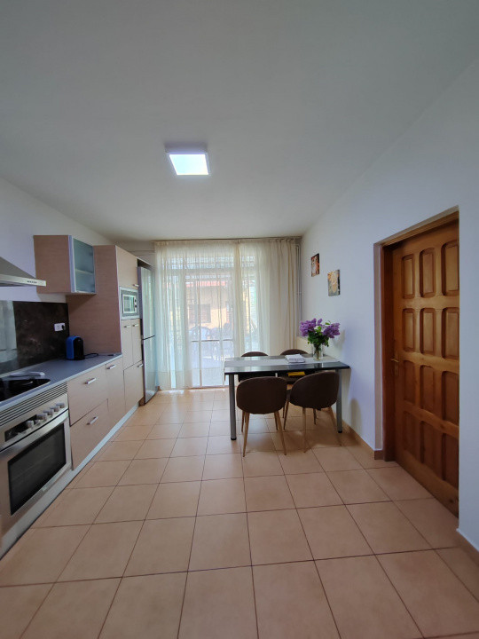 Casa 5 camere, regim de înălțime p+1, Bereasca, Ploiesti 