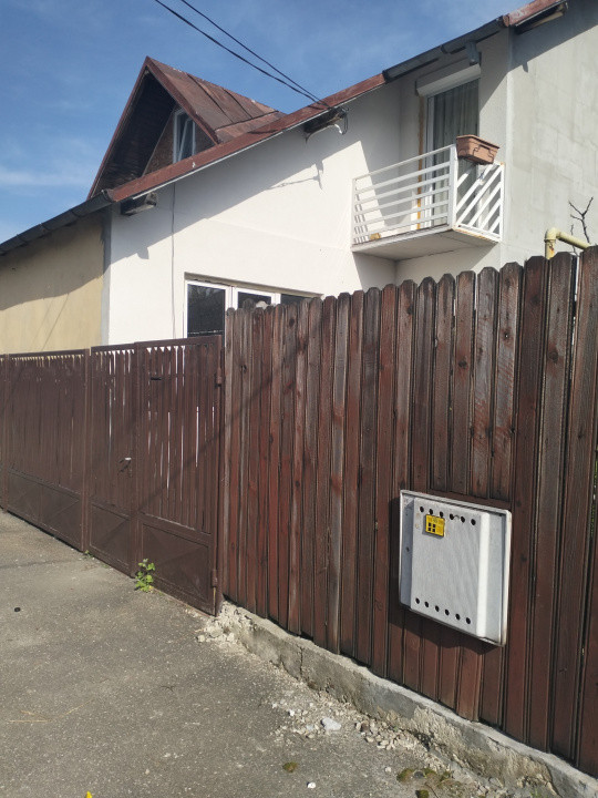 Casa 5 camere, regim de înălțime p+1, Bereasca, Ploiesti 