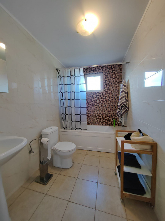 Casa 5 camere, regim de înălțime p+1, Bereasca, Ploiesti 