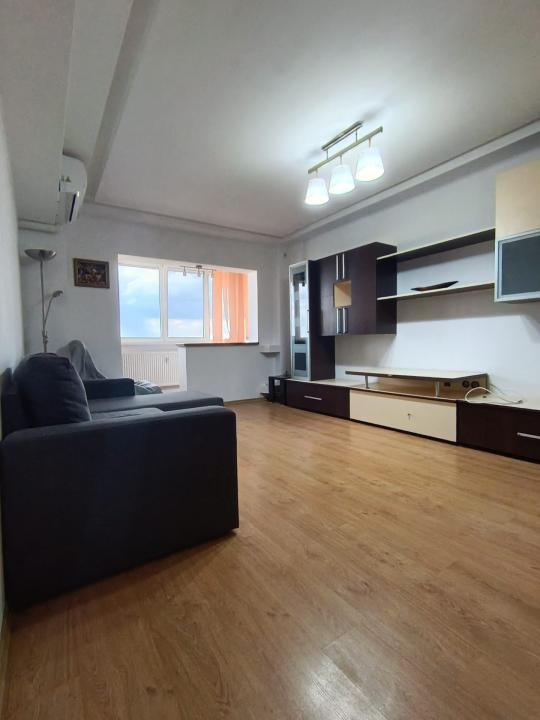 Garsoniera 37 mp utili, etaj 5 din 6, zona Marasesti