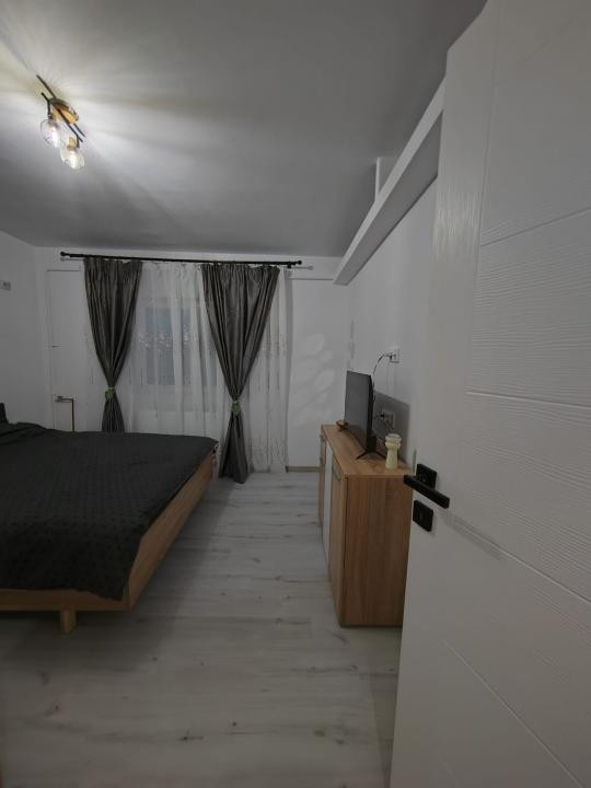 Apartament 2 camere, complet renovat, zona Lidl Mihai Bravu 