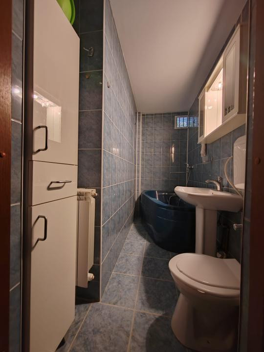 Garsoniera etaj 1 din 3, zona Sud, complet mobilat și utilat