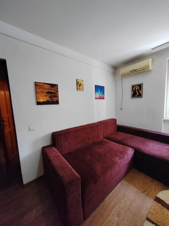 Garsoniera etaj 1 din 3, zona Sud, complet mobilat și utilat