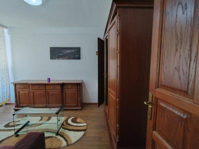 Garsoniera etaj 1 din 3, zona Sud, complet mobilat și utilat