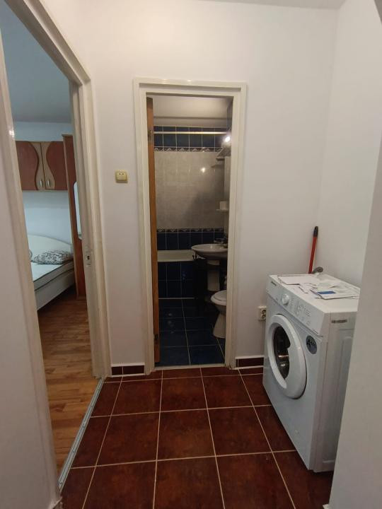 Apartament 2 camere, decomandat, zona Ofelia, etajul 1, mobilat, utilat