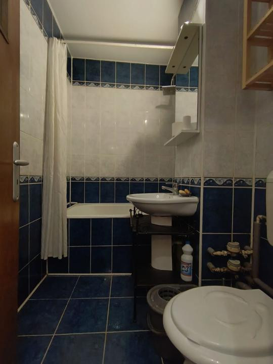 Apartament 2 camere, decomandat, zona Ofelia, etajul 1, mobilat, utilat