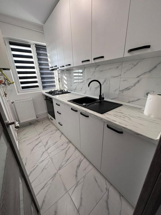 Inchiriere apartament 2 camere, Vest