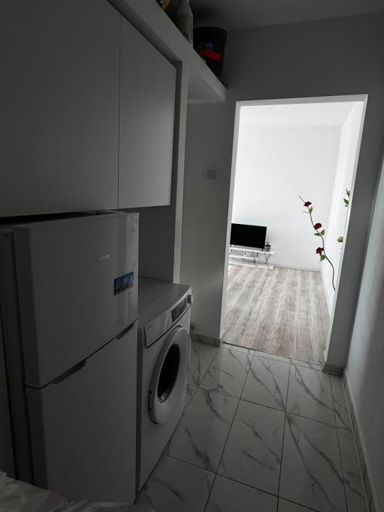 Inchiriere apartament 2 camere, Vest